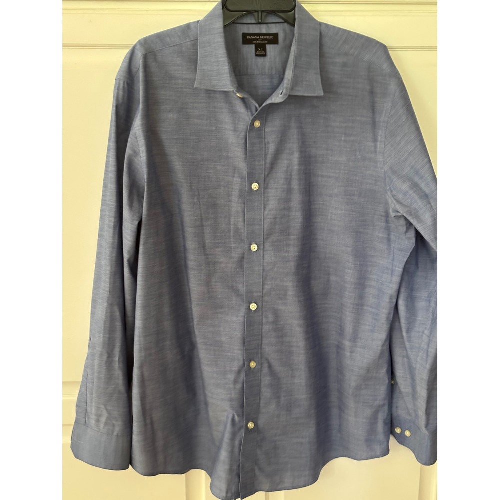 Banana Republic XL Blue Non Iron Slim‎ Fit Long Sleeve Button Down Shirt
